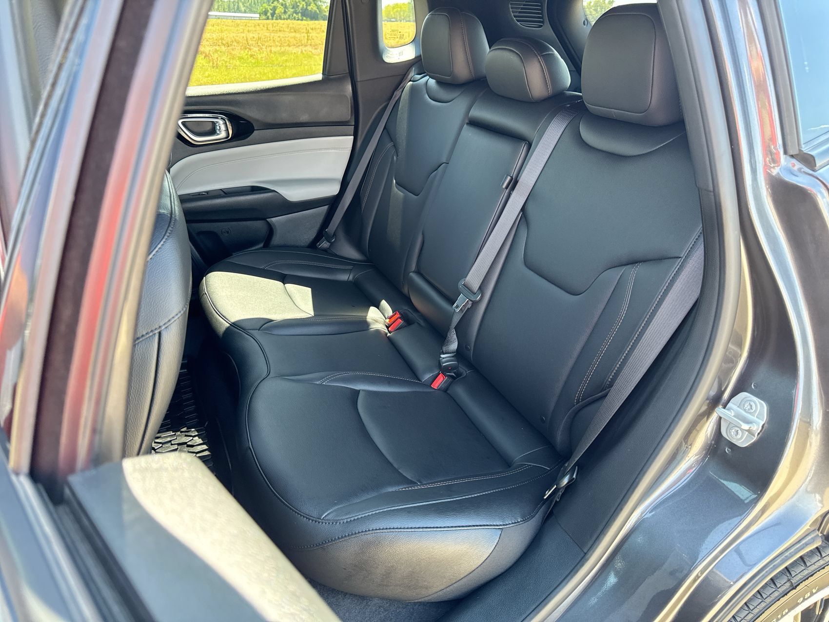 Used 2024 Jeep Compass Limited AWD/4WD image 21