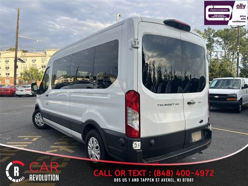 Used 2024 Ford Transit 350 XLT RWD image 5