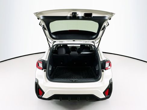 Used 2024 Subaru Crosstrek 2.0i Premium image 28