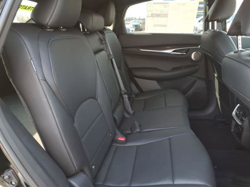 New 2025 INFINITI QX55 Essential image 19
