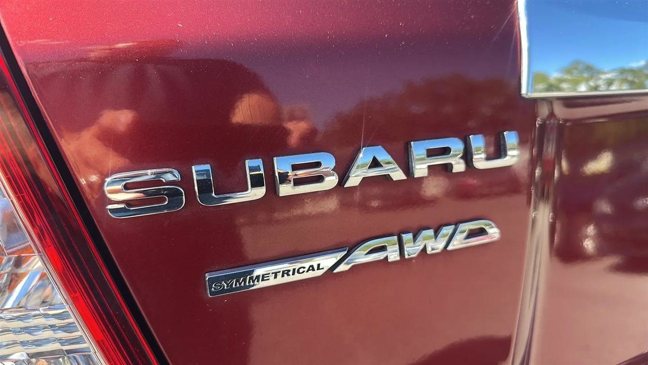Used 2010 Subaru Impreza 2.5i AWD/4WD image 12