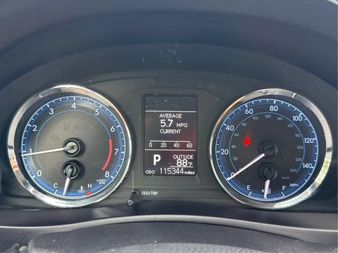 Used 2017 Toyota Corolla L FWD image 18