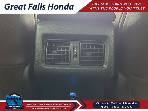 Used 2022 Toyota Camry XSE w/ Navigation Upgrade Package image 23