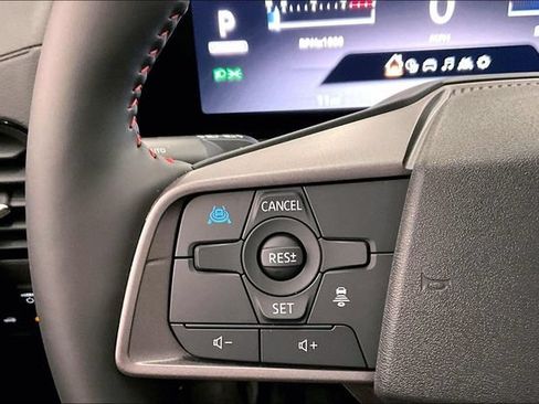 New 2026 Nissan Sentra SR w/ SR Premium Package FWD image 22