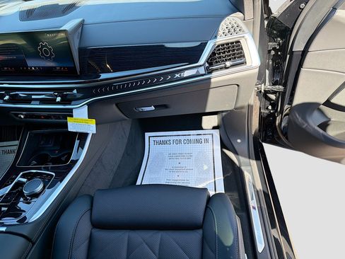 New 2026 BMW X5 sDrive40i image 17