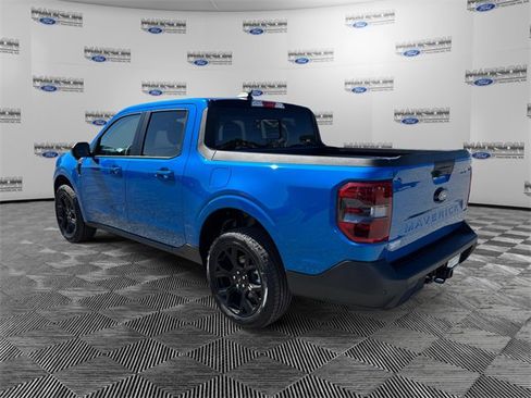 New 2025 Ford Maverick Lariat w/ Black Appearance Package image 3