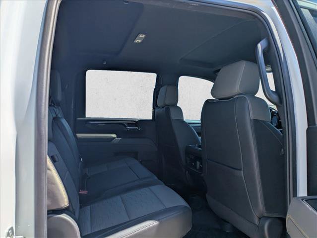 Used 2024 Chevrolet Silverado 2500 ZR2 w/ Technology Package AWD/4WD image 19