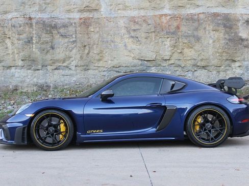 Used 2025 Porsche 718 Cayman GT4 RS image 4