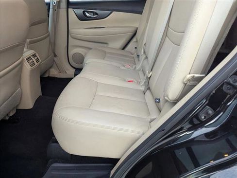 Used 2016 Nissan Rogue SL w/ SL Premium Package image 17