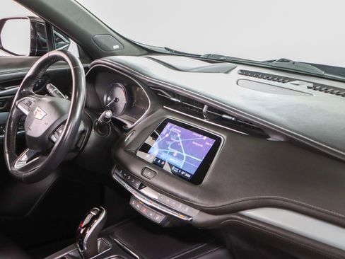 Used 2023 Cadillac XT4 Premium Luxury image 26