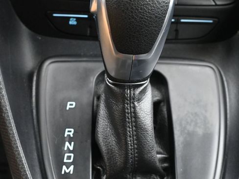 Used 2022 Ford Transit Connect XL image 19