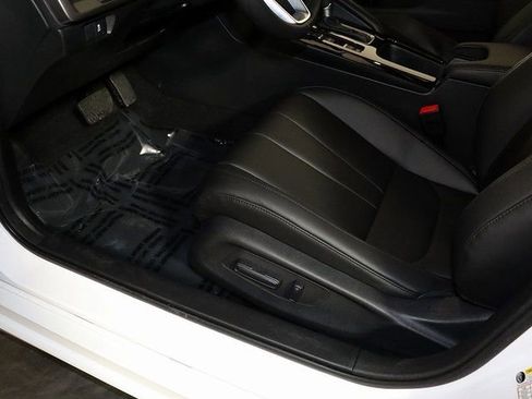 Certified 2025 Acura Integra FWD image 23
