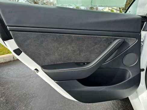 Used 2022 Tesla Model 3 Long Range image 25