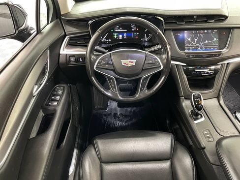 Used 2018 Cadillac XT5 Luxury w/ Driver Awareness Package AWD/4WD image 10