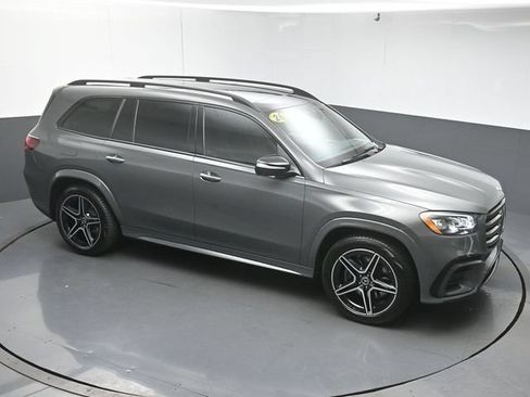 Used 2026 Mercedes-Benz GLS 450 4MATIC image 42