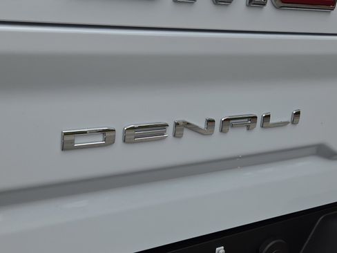 New 2026 GMC Sierra 3500 Denali w/ Denali Reserve Package AWD/4WD image 31