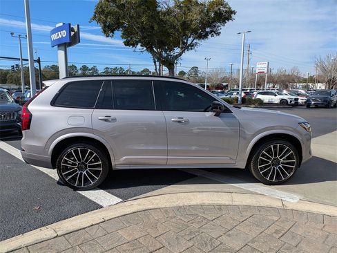 Used 2026 Volvo XC90 B6 Ultra w/ Lounge Package image 7