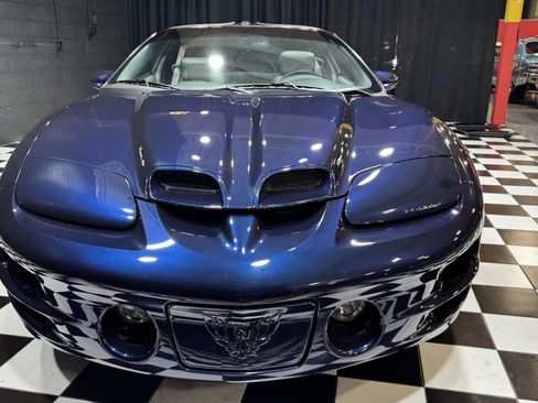 Used 1999 Pontiac Firebird Formula w/ Security Pkg image 10