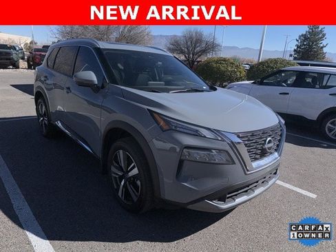 Used 2023 Nissan Rogue SL w/ SL Premium Package image 1