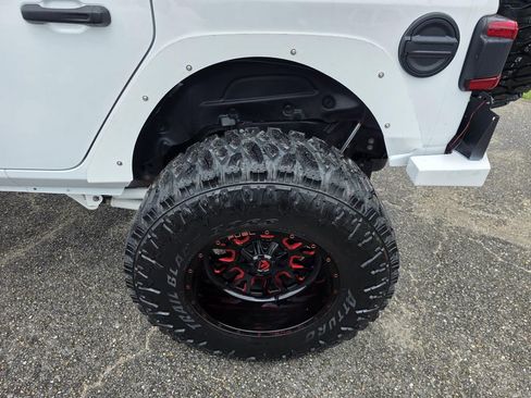 Used 2021 Jeep Wrangler Unlimited Rubicon AWD/4WD image 44