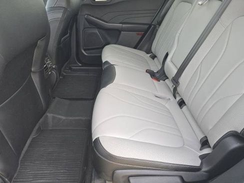 Certified 2025 Ford Escape SE w/ PHEV Premium Package FWD image 10