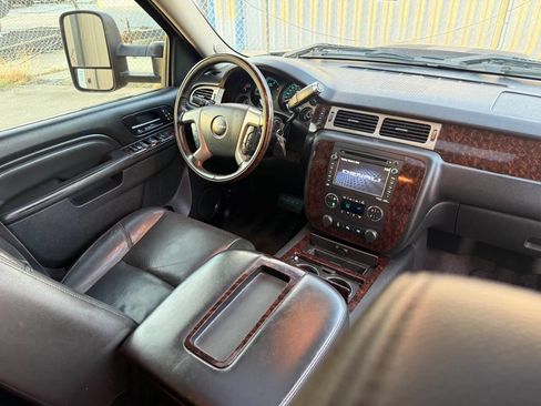 Used 2014 GMC Sierra 3500 Denali image 27