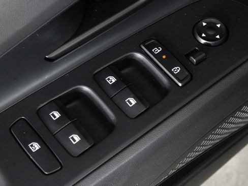 Certified 2026 Hyundai Elantra Sport FWD image 23