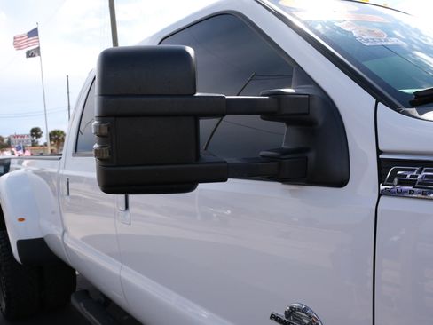 Used 2015 Ford F350 Lariat w/ Lariat Interior Package image 26