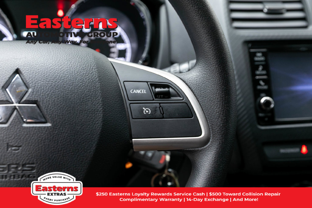Used 2025 Mitsubishi Outlander Sport SE AWD/4WD image 17
