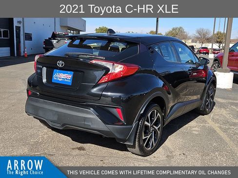 Used 2021 Toyota C-HR XLE image 12