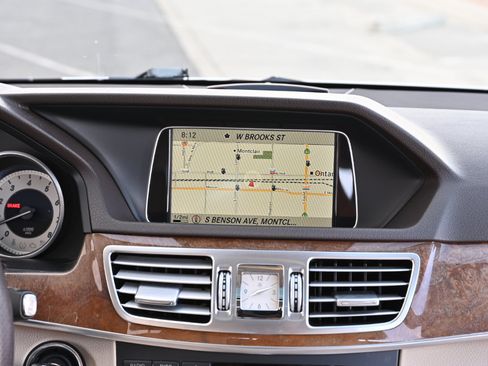 Used 2015 Mercedes-Benz E 350 4MATIC Wagon image 26
