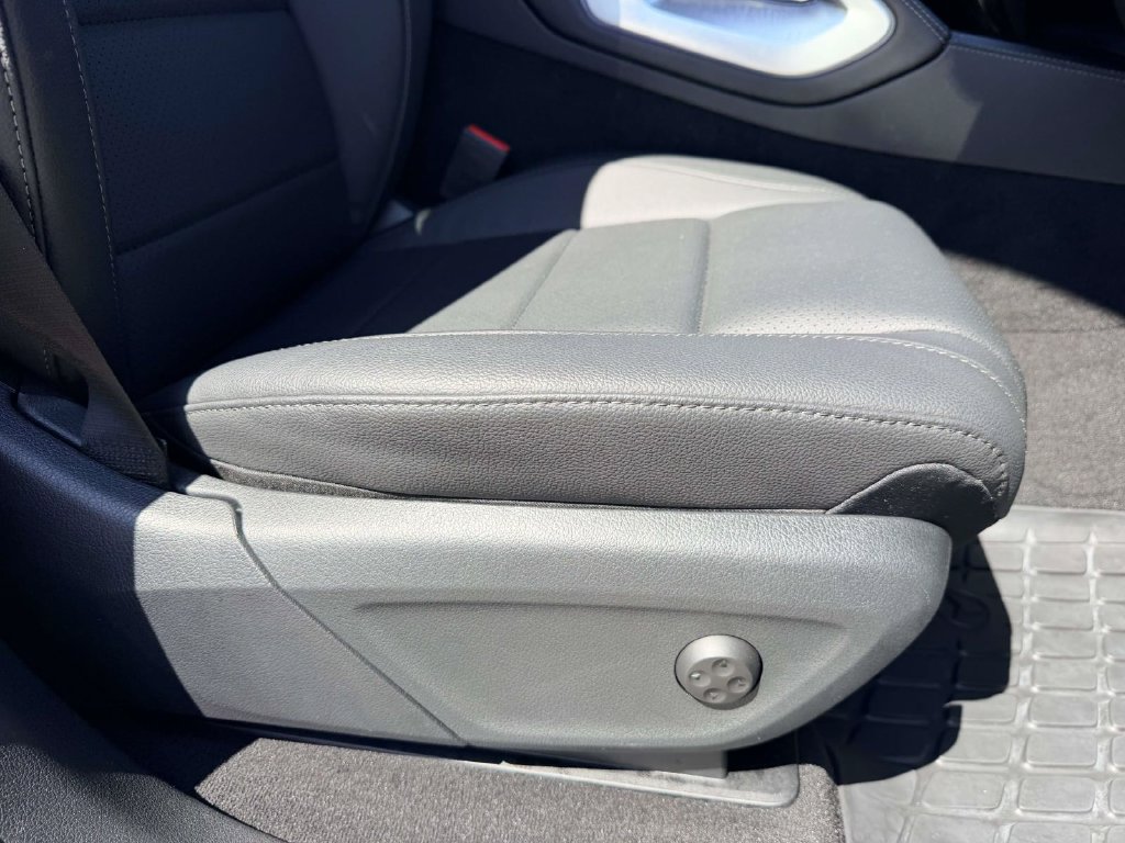 Used 2025 Mercedes-Benz GLE 350 4MATIC image 12