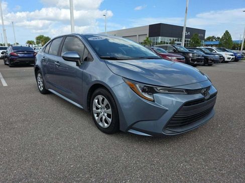 Used 2023 Toyota Corolla LE FWD image 1