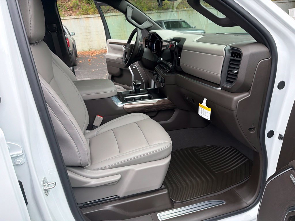 New 2026 Chevrolet Silverado 1500 RST w/ All Star Edition Plus AWD/4WD image 14