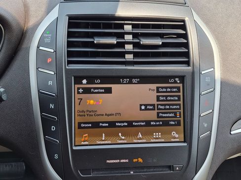 Used 2017 Lincoln MKC Reserve w/ Lincoln MKC Climate Package AWD/4WD image 21