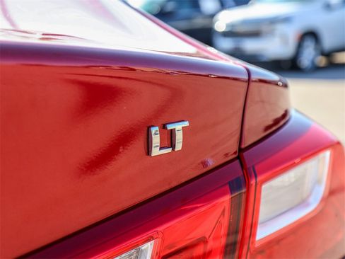 Used 2024 Chevrolet Malibu LT image 12