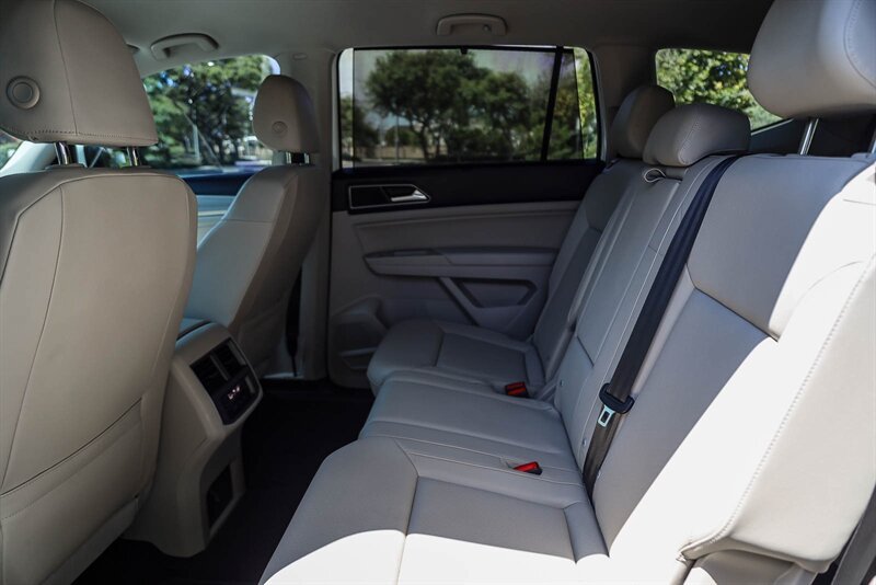 Used 2019 Volkswagen Atlas SE FWD image 25