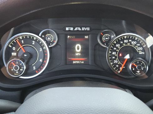 Certified 2024 RAM 3500 Tradesman w/ Chrome Appearance Group image 17