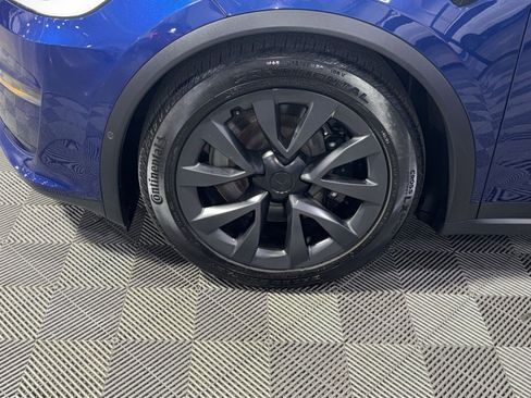 Used 2023 Tesla Model X AWD/4WD image 17
