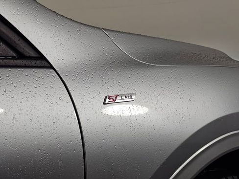 Used 2023 Ford Escape ST-Line image 10