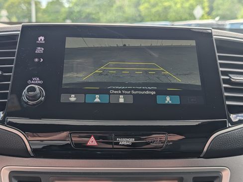 Used 2023 Honda Passport EX-L image 32