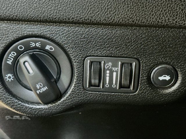 Used 2022 Dodge Charger GT w/ Blacktop Package RWD image 10
