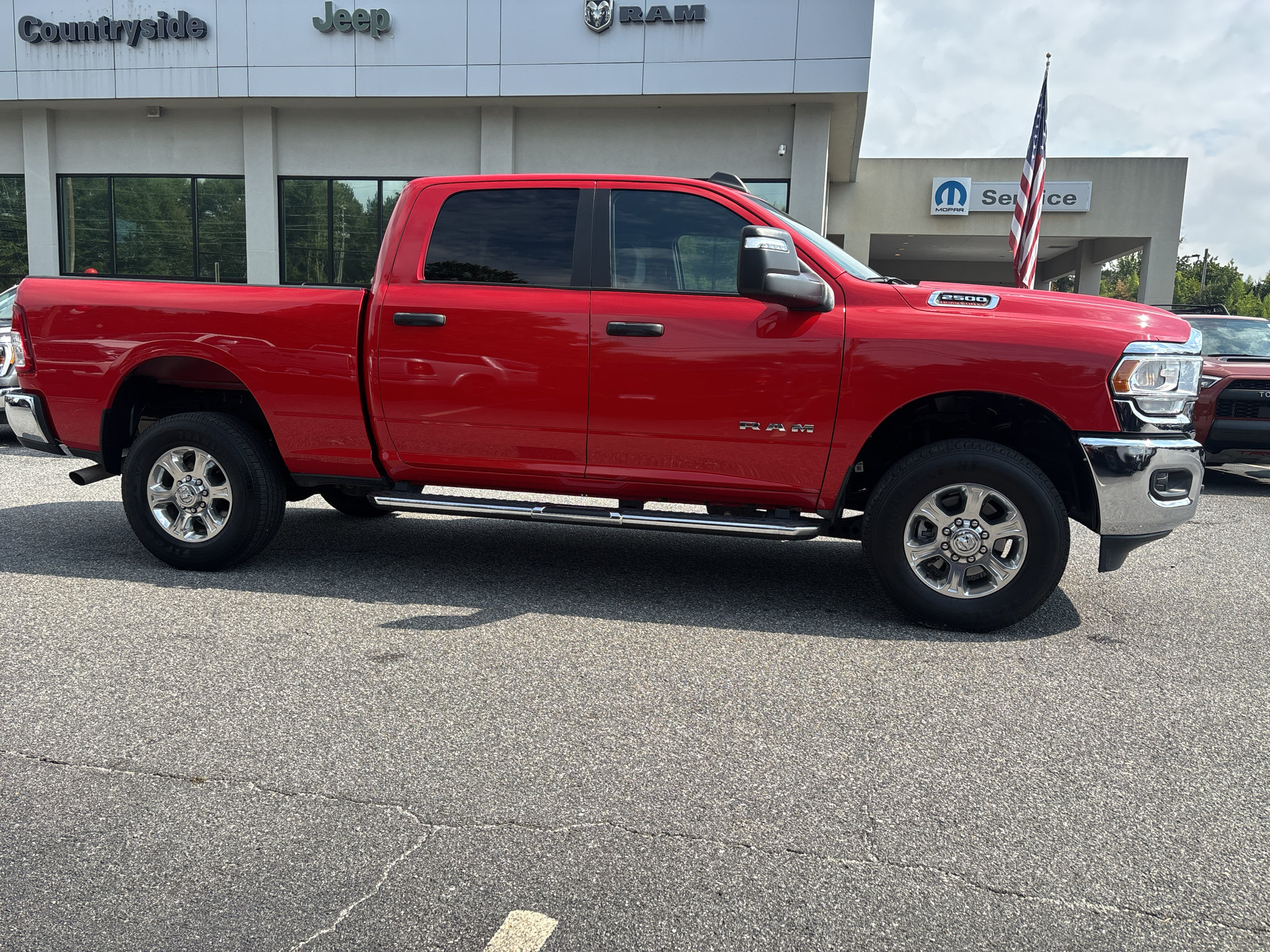 Used 2024 RAM 2500 Big Horn w/ Bed Utility Group AWD/4WD image 4