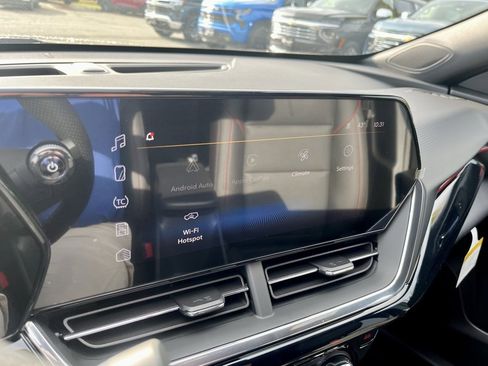 New 2026 Chevrolet Trax RS w/ Driver Confidence Package image 13