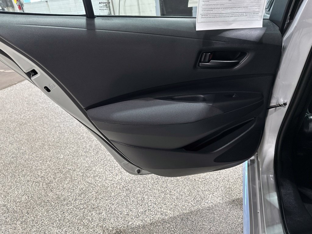 Used 2024 Toyota Corolla LE FWD image 12