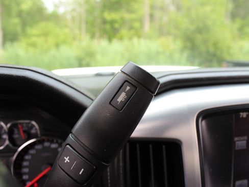 Used 2015 GMC Sierra 2500 SLT w/ Snow Plow Prep Package image 30