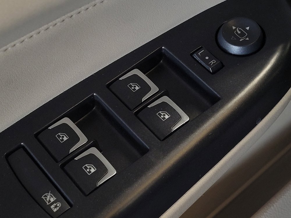 Used 2014 Cadillac SRX Luxury FWD image 27