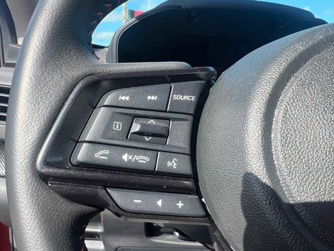 Used 2025 Subaru Crosstrek 2.5i Limited w/ Popular Package #3A image 18