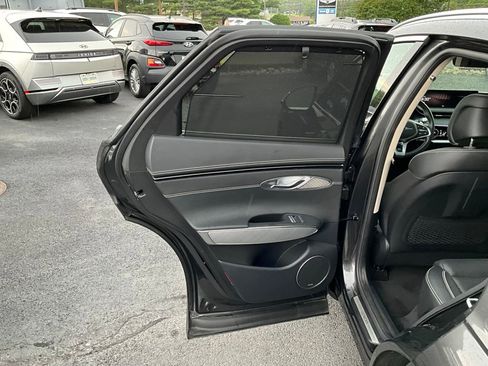 Used 2025 Genesis Electrified GV70 Advanced w/ Prestige Package image 28