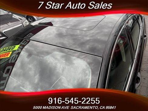 Used 2017 Ford Fusion SE w/ Fusion SE Technology Package image 15